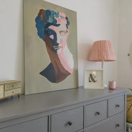 Апартаменти Eva *