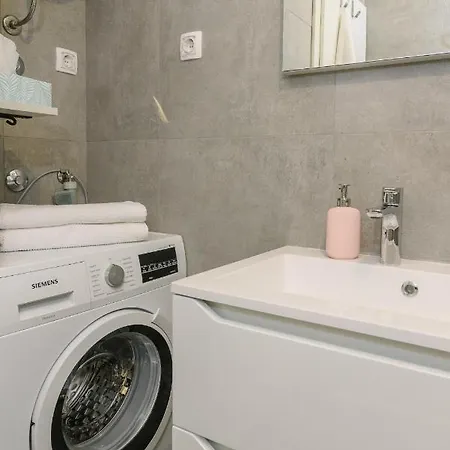 Апартаменти Eva